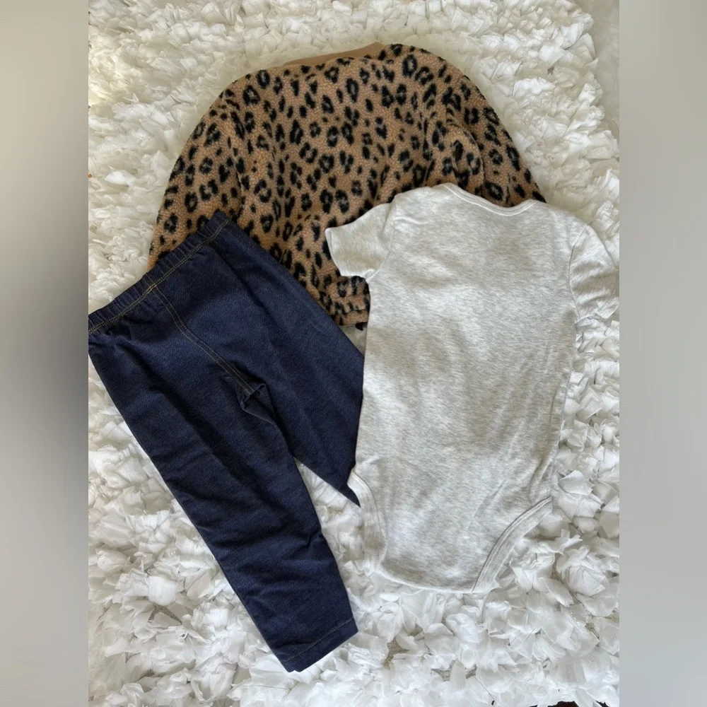 Baby Girl Carter's Leopard Print Pullover, Bodysuit & Pants Set SIZE‎ 24